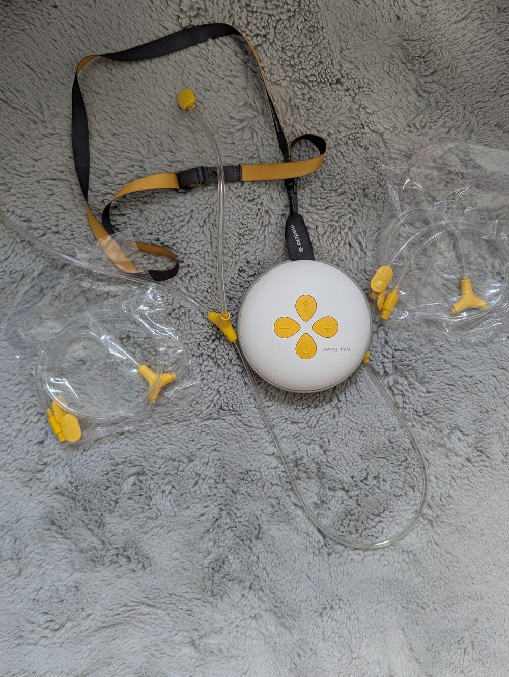 Medela Swing Maxi Hands Free Breast Pump Motor w/ 2 NIB Replacement Tubing Sets